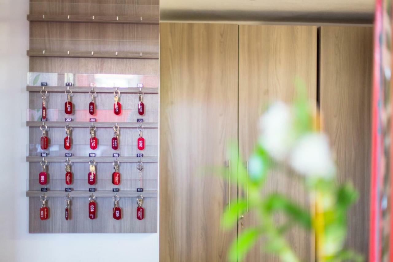 Hotel Italia Dormelletto Exteriér fotografie